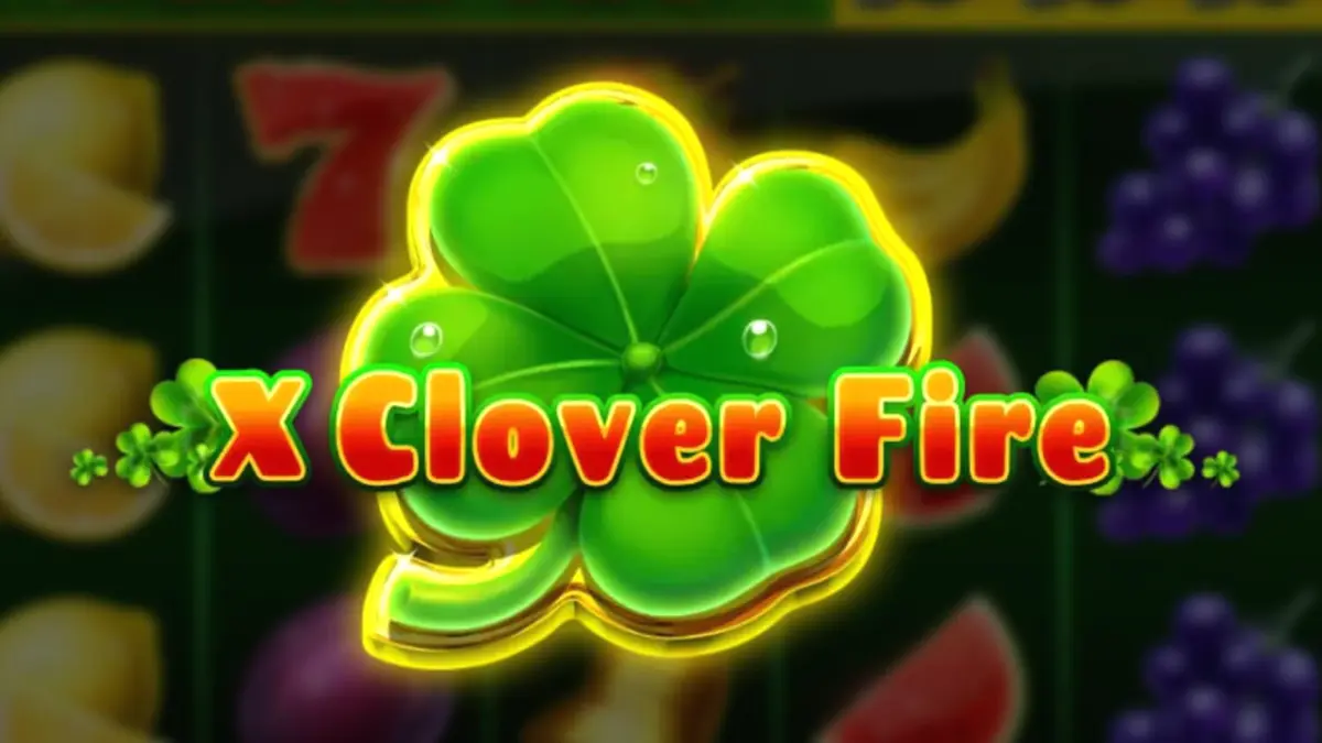 Tampilan visual slot X Clover Fire dengan simbol buah dan semanggi yang menyala